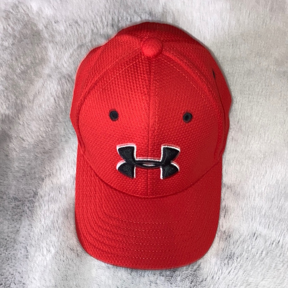 Under Armour Hat. Youth small fits 1-3 years old. New never worn.